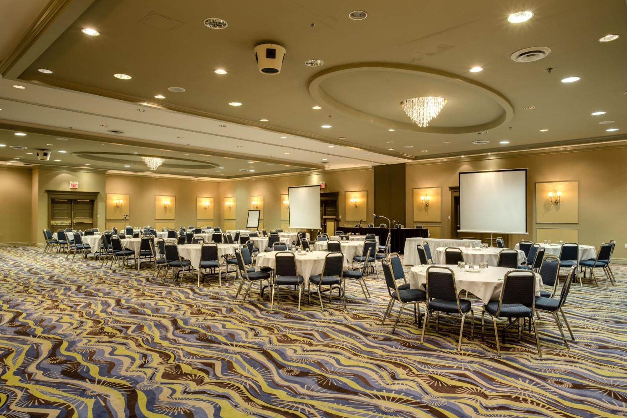 Holiday Inn Sudbury By Ihg Екстер'єр фото