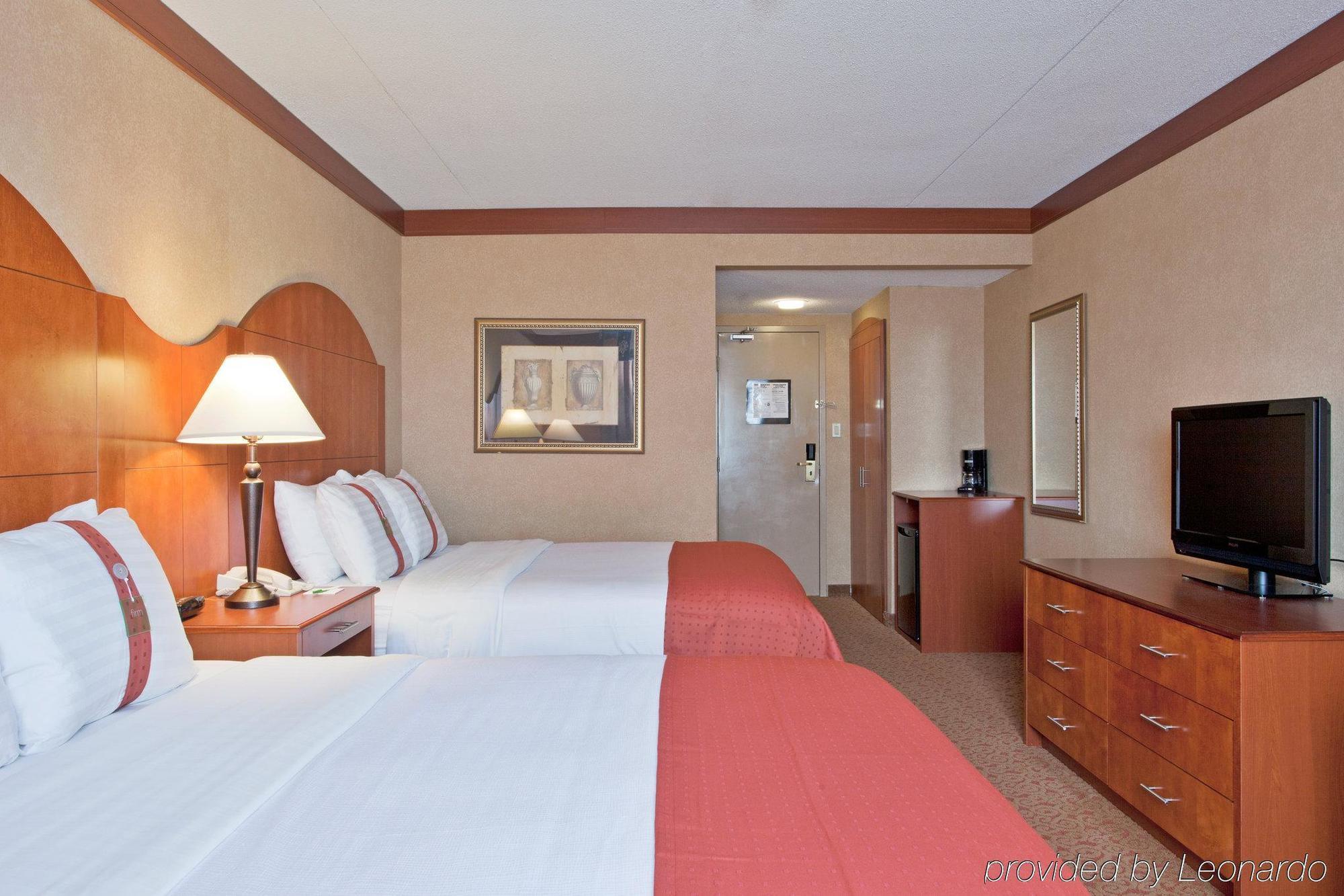 Holiday Inn Sudbury By Ihg Екстер'єр фото