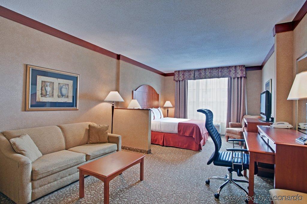 Holiday Inn Sudbury By Ihg Екстер'єр фото