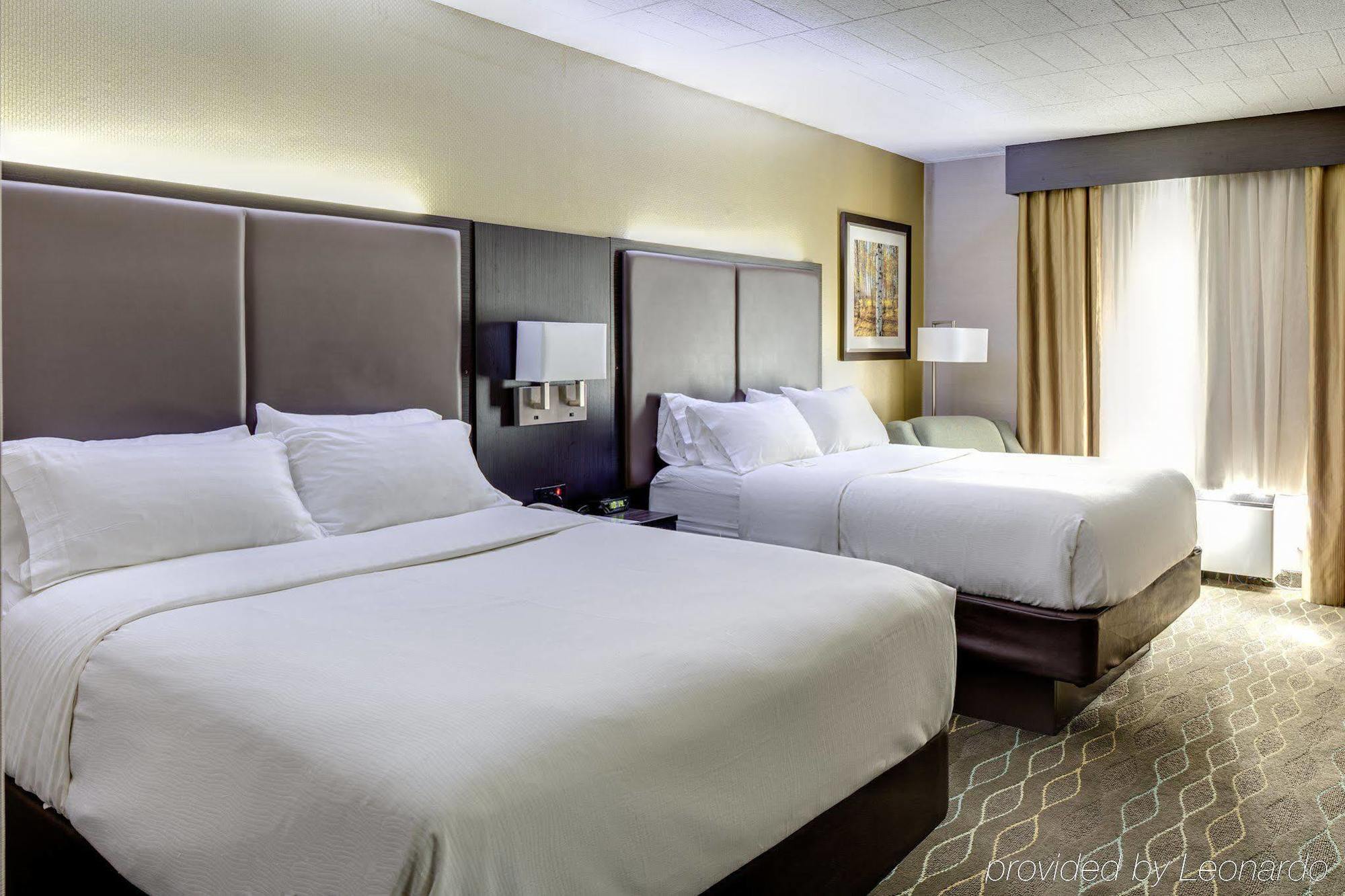 Holiday Inn Sudbury By Ihg Екстер'єр фото